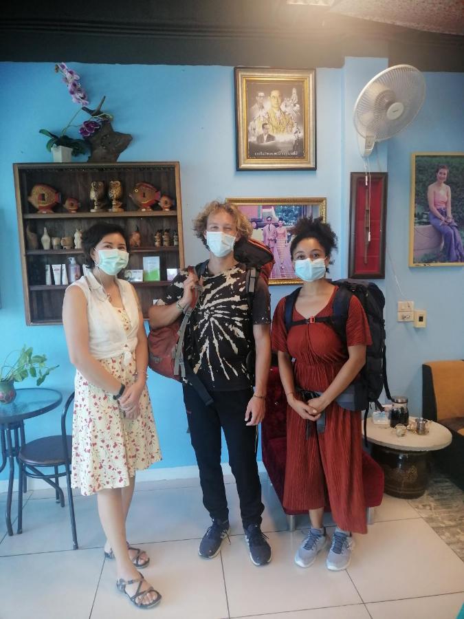 Aekkalukthai Hostel Rayong Esterno foto